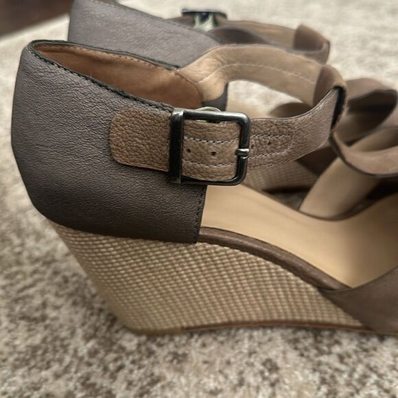 Eileen Fisher Tan Platform Wedge Heeled Leather Sandals 9.5 - Picture 4 of 8